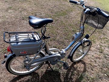 Bici elettrica pieghevole