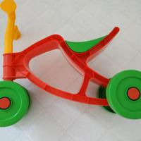 TRICICLO fascia di età 1-2 anni