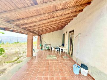 Rif.GL317| villa adrano