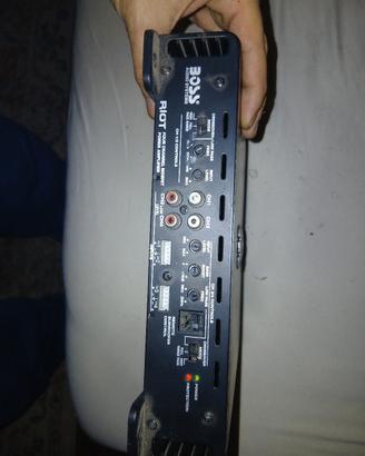 amplificatore Boss Audio Systems Riot R3004 