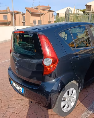 Opel Agila 1.2 16 v GPL