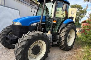 Trattore New Holland Td90