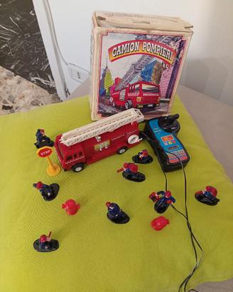 Camion pompieri vintage