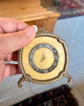 daVILLAveneta900ANTICOorologioTOILETTEmadreperla