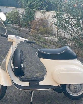 VESPA 50 SPECIAL