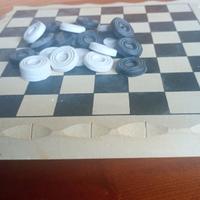 Gioco dama in. Ceramica fatta a mano