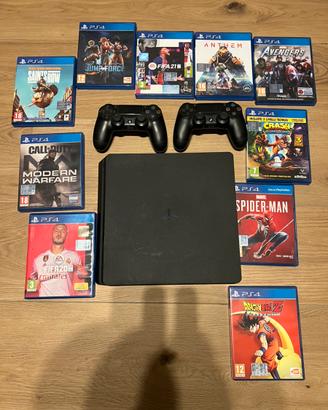 Playstation 4 + 2 joystick + 10 giochi