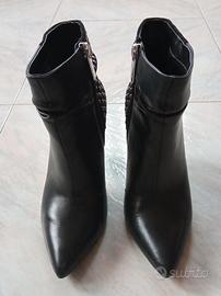 Scarpe donna stivaletto stivale nero Liu Jo usato
