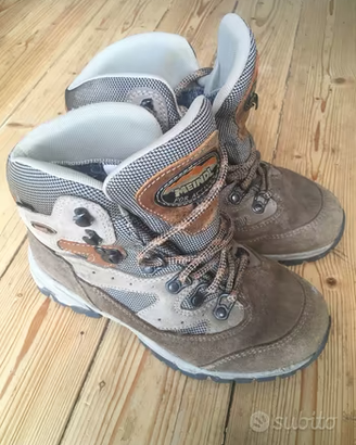 Scarponcini trekking n. 37,5 (in goretex)