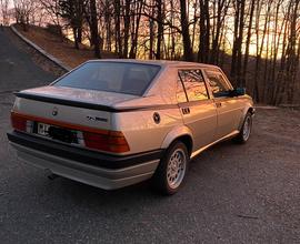 Alfa Romeo 75 2.0 Twin Spark