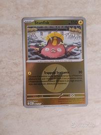 Carta Pokémon Stunfisk