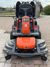 Trattorino Husqvarna Rider RC 318T