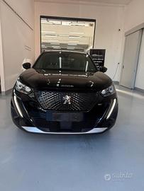 Peugeot 2008 PureTech 100 S&S Allure Pack