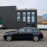 Audi A4  Plus Sportpaket S-Line / KM certi+Gara