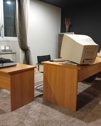 Scrivanie da ufficio in nobilitato