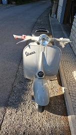 Piaggio Vespa 125 (VNA)