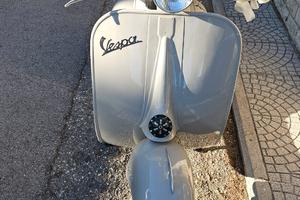Piaggio Vespa 125 (VNA)
