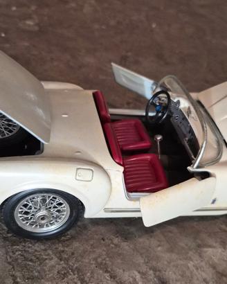 2 modelli auto 1:18 