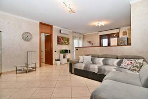 Appartamento di 82 m² con 3 locali e box auto dopp