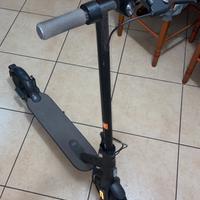 Xiaomi mi electric scooter essential