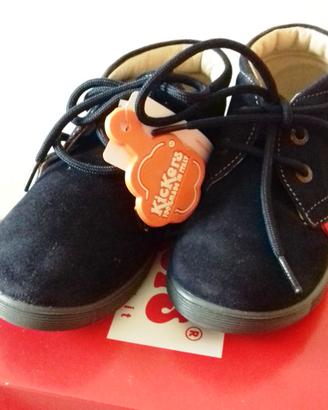 Scarpa NUOVA Kickers bambino N°25