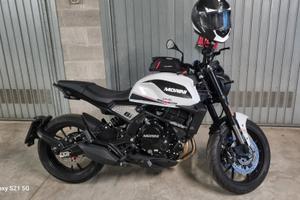 Moto morini 6 1/2 seiemmezzo STR Bianca