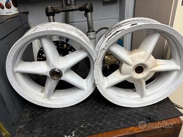 Cerchioni 12 pollici mbk Booster o bws