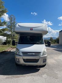 Camper monoscocca infinity su iveco