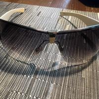 Occhiali da sole originali Gucci a mascherina