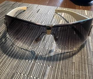 Occhiali da sole originali Gucci a mascherina