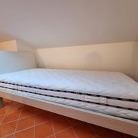 Letto singolo con materasso acquistabile in coppia