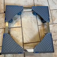 Base per lavatrici regolabile universale