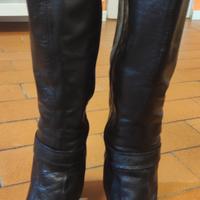 Stivali in pelle nera Nero Giardini