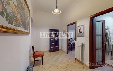 VIA GIACOMO MEDICI RISCALDAMENTO AUTONOMO!!