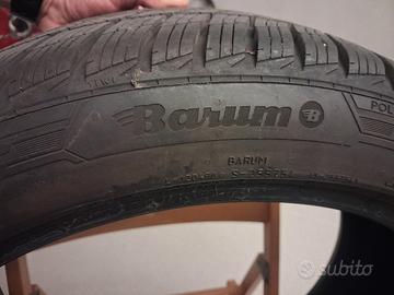 pneumatici invernali Barum Polaris 215-45 R18-93-V