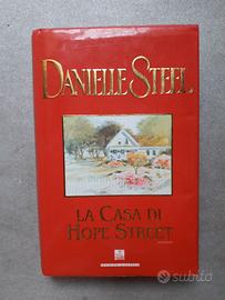 LIBRO "LA CASA DI HOPE STREET" DANIELLE STEEL