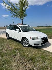 Volvo v50 drive