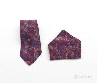 Cravatta e Pochette 100% Seta con disegni astratti