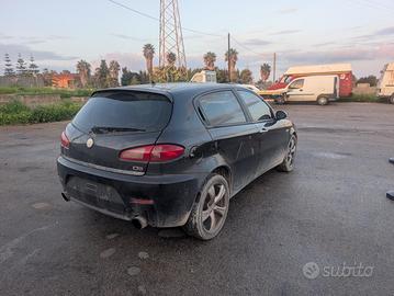 ALFA ROMEO 147 937 1.9 16V Q2 150CV Ricambi