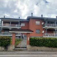 MONTEGROSSO D'ASTI centro paese 118000 più garage