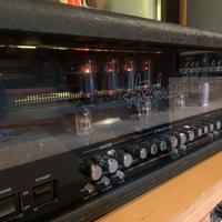 Testata valvolare Hughes & Kettner Trilogy