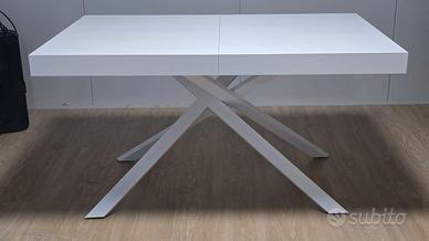 Tavolo Moderno Bianco Frassinato 