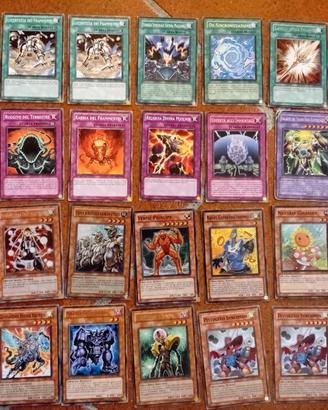 Carte Yu-Gi-Oh! (2€ cadauna)