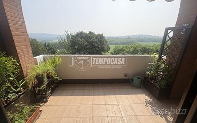 APPARTAMENTO DUPLEX DI 5 LOCALI CON BOX