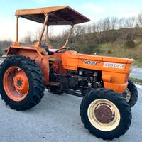 Trattore FIAT modello 480 DT