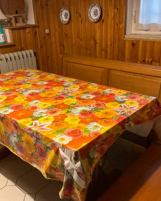 Tavolo Con Casapanca