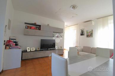 2 LOCALI A BRIOSCO