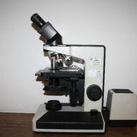 Microscopio a contrasto di fase Leitz laborlux