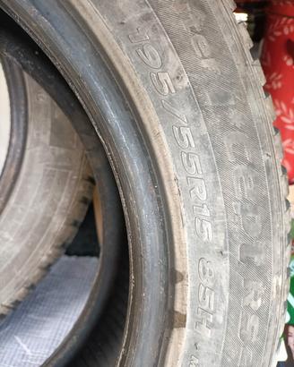 4 Gomme invernali Hankook a 100€