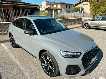 AUDI Q5 SPB S-LINE